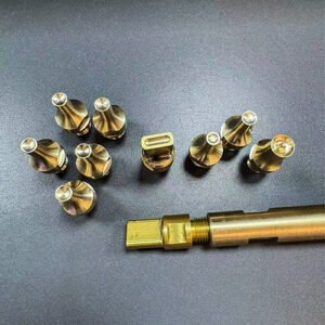 Handheld heat staker-replaceable staking horn